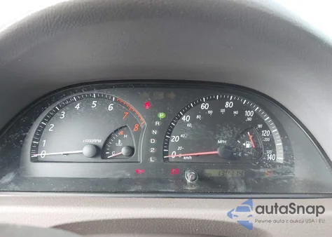 2003 Toyota Camry Le z USA, uszkodzony, nr VIN 4T1BE32K53U203341